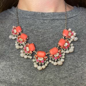 Anne Taylor loft statement necklace